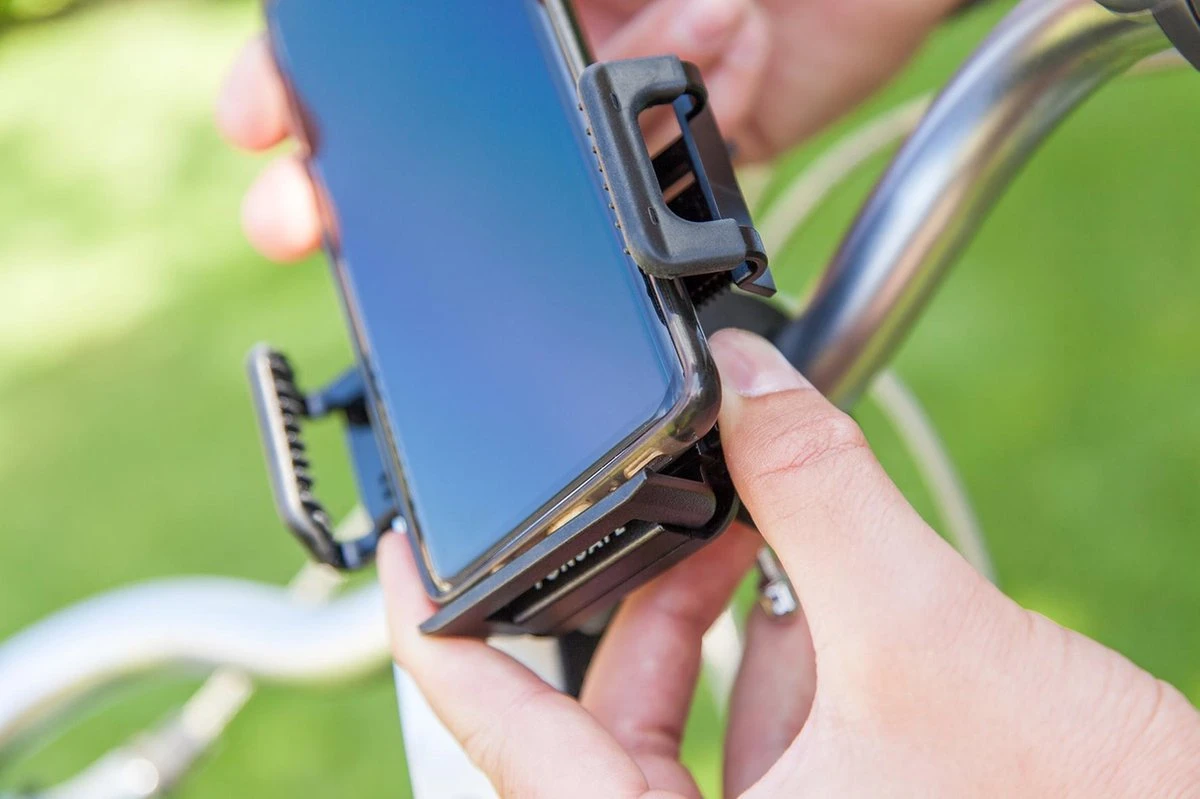 FONSAFE® Telefoonhouder Fiets - Universeel En Schokbestendig Voor GSM - Handsfree Bellen - 360° Draaibaar - Smartphone Houder Fiets - Iphone - Samsung - Huawei - Afbeelding 14
