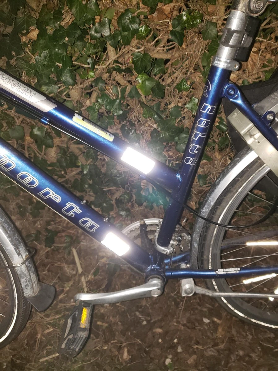 Reflecterende Stickers Set 10 St (6 Cm Lang / 3 Cm Breed) - Klasse 1 - Fiets, Aanhangwagen, Paaltjes,... - Afbeelding 5